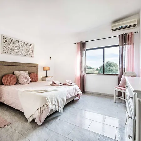 Gira 빌라 알부페이라